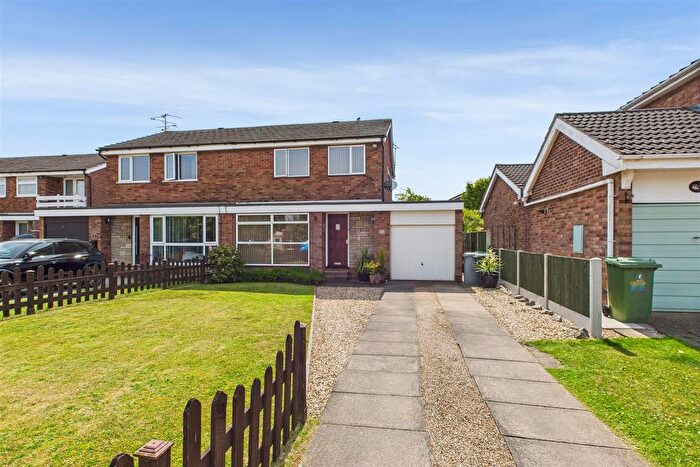 3 Bedroom Semi-Detached House For Sale In Marsh Lane, Farndon, NG24