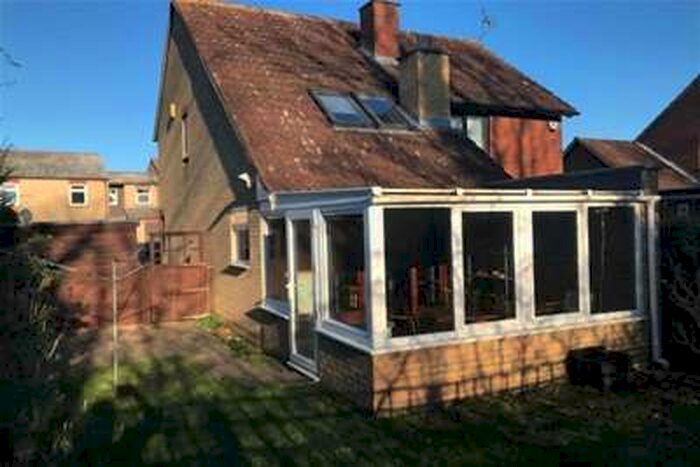 2 Bedroom House To Rent In Thorpe Way, Cambridge, CB5