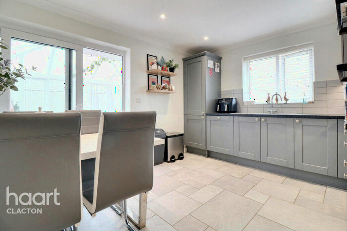 3 Bedroom Detached Bungalow For Sale In Bluehouse Drive, Clacton-on-Sea, CO16