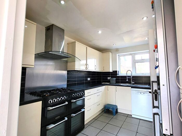 3 Bedroom Terraced House To Rent In Lea Bushes, Watford, WD25
