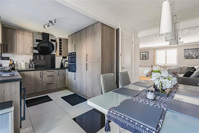 3 Bedroom Terraced House For Sale In Taswell Road, Rainham, Gillingham, Kent, ME8