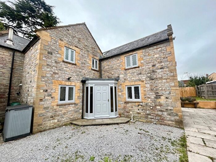 4 Bedroom Detached House To Rent In Wearne Lane, Langport, TA10