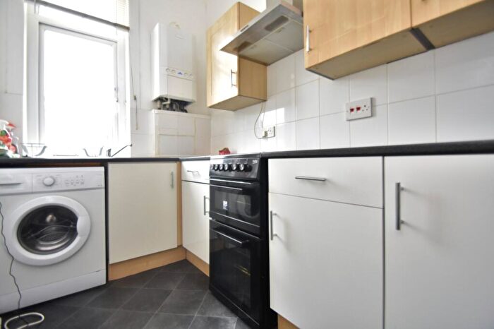 1 Bedroom Flat To Rent In Taswell Road, Southsea, Hampshire, PO5