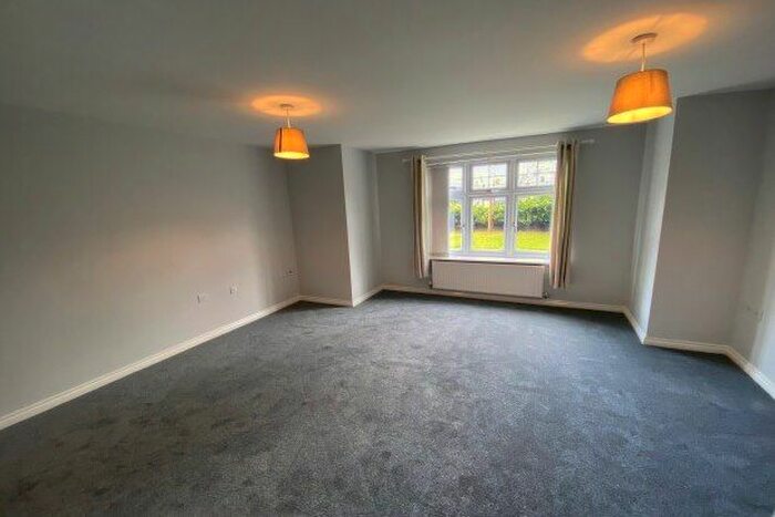 2 Bedroom Flat To Rent In Kenton Lane, Newcastle Upon Tyne, NE3