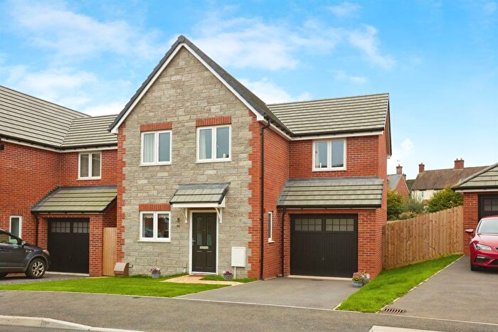 3 Bedroom Detached House For Sale In Valley Road, Templecombe, BA8