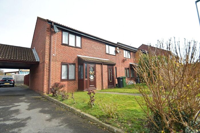 2 Bedroom End Of Terrace House To Rent In Benham Drive, Portsmouth, Hampshire, PO3