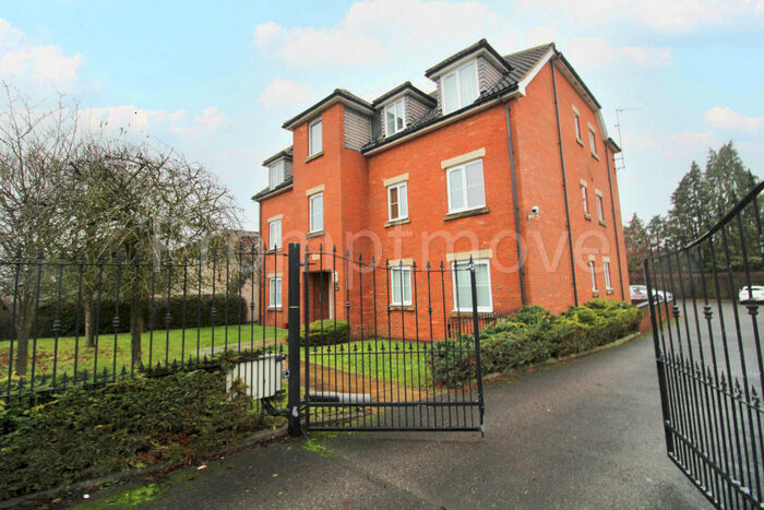 2 Bedroom Flat To Rent In High Street Luton, LU4