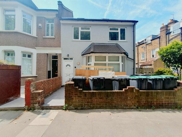 8 Bedroom Property To Rent In Black Boy Lane, London, N15
