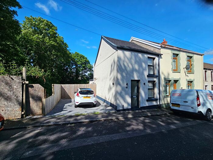 2 Bedroom End Of Terrace House To Rent In Rock Terrace, Swansea, SA6