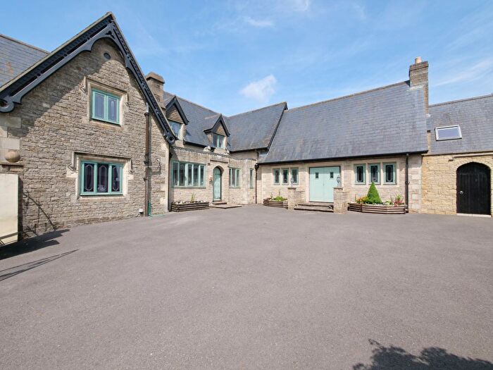 10 Bedroom Detached House For Sale In Thornhill Lodge, Stalbridge, DT10