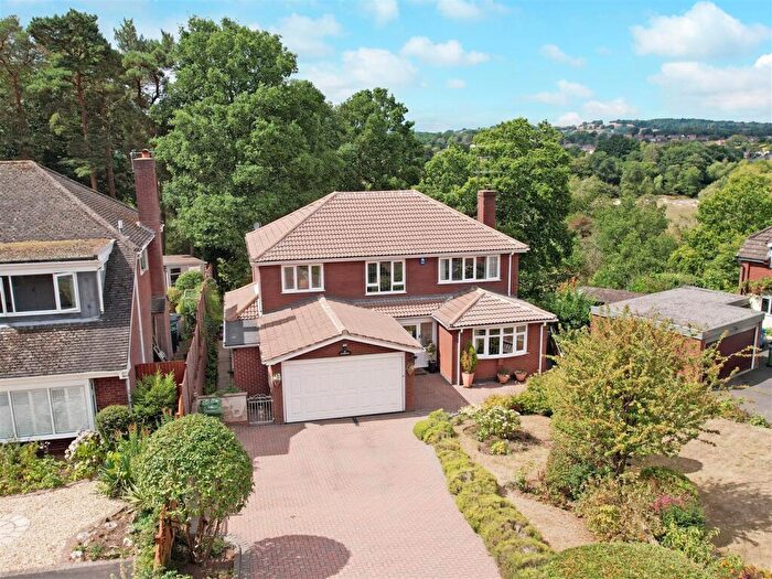 4 Bedroom Detached House For Sale In Hampton Grove, Kinver, Stourbridge, DY7