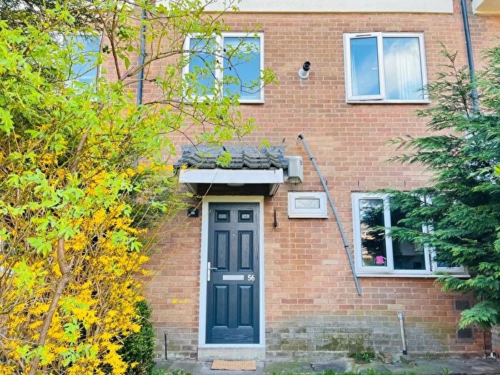 3 Bedroom Maisonette To Rent In Middleway View, Birmingham, West Midlands, B18