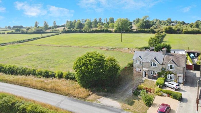 4 Bedroom Semi-Detached House For Sale In Chelworth Road, Cricklade, SN6