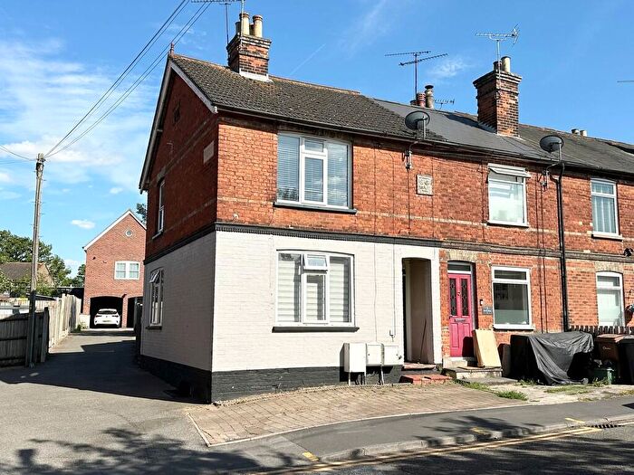 1 Bedroom Maisonette To Rent In Beehive Lane, Chelmsford, CM2