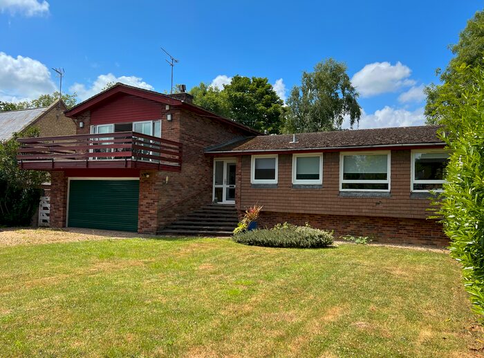 5 Bedroom Detached House For Sale In The Nurseries, Northampton, Northamptonshire, NN7