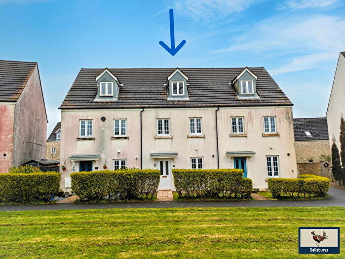 3 Bedroom Terraced House For Sale In Manor Way, Tavistock, PL19