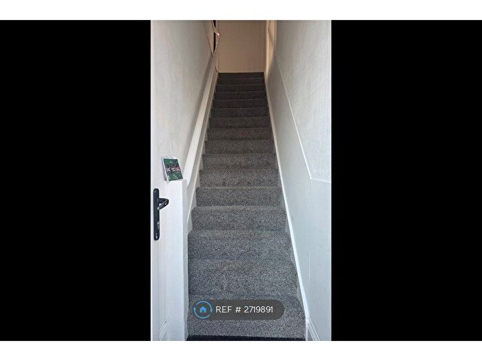 2 Bedroom Flat To Rent In Chichester Road, South Shields, NE33