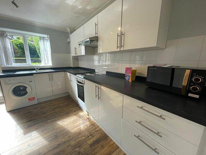 5 Bedroom Terraced House To Rent In Lucraft Road, Brighton, BN2