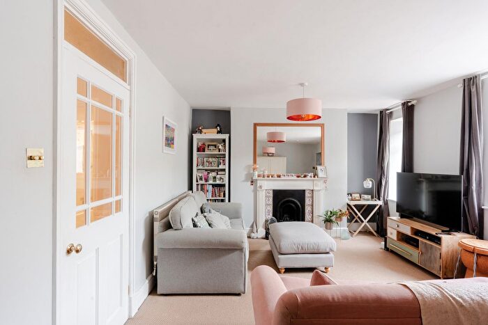 1 Bedroom Flat For Sale In Oakfield Place, Clifton, Bristol, BS8