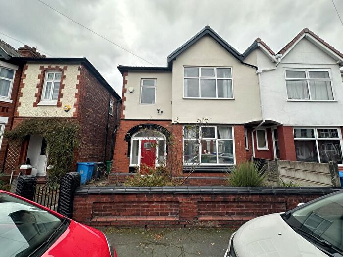 5 Bedroom Property To Rent In Milverton Road, Victoria Park, £pppw, M14