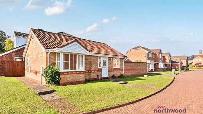 2 Bedroom Bungalow For Sale In St. Albans Close, Bracebridge Heath, Lincoln, LN4