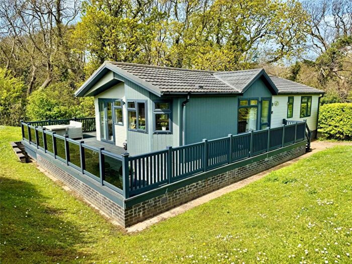 3 Bedroom Park Home For Sale In Hengistbury Heights, Naish Park, Barton On Sea, Hampshire, BH25