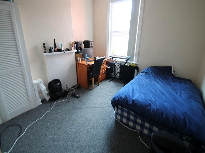 7 Bedroom House To Rent In Norwood Terrace, Leeds, LS6