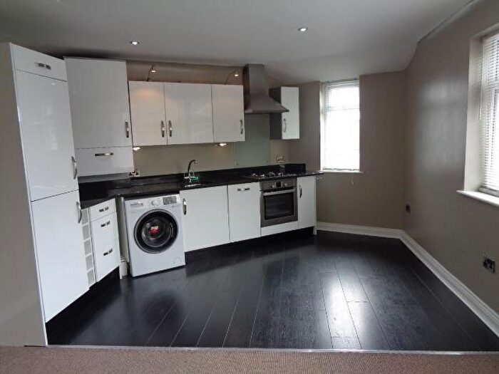 2 Bedroom Flat To Rent In Anlaby Road, Hull, HU3