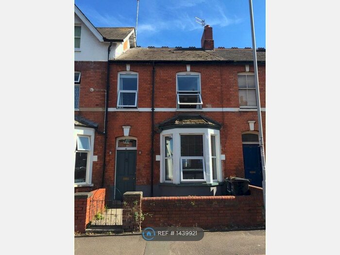4 Bedroom Terraced House To Rent In Priory Avenue, Taunton, TA1