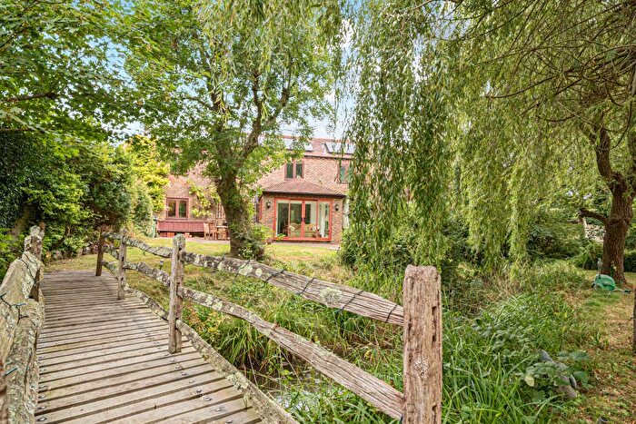 4 Bedroom Link Detached House For Sale In The Street, Steyning, BN44