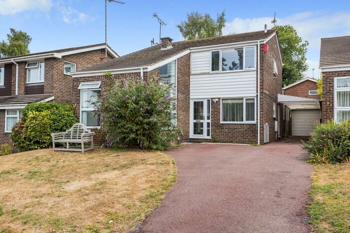 4 Bedroom Detached House To Rent In Ascot, SL5