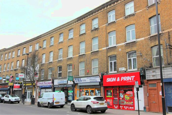 Studio To Rent In Hornsey Road, London N19