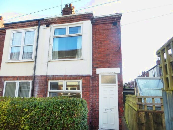 2 Bedroom End Of Terrace House To Rent In Castle Grove, Perth Street West, HU5