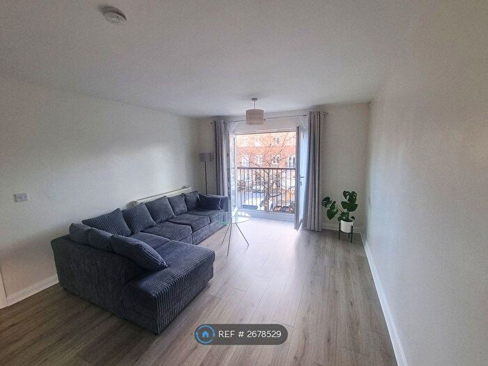 1 Bedroom Flat To Rent In Melia Close, Watford, WD25