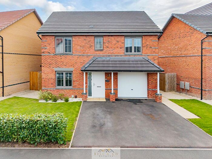 4 Bedroom Detached House For Sale In Snowdrop Gardens, Carlton In Lindrick, S81
