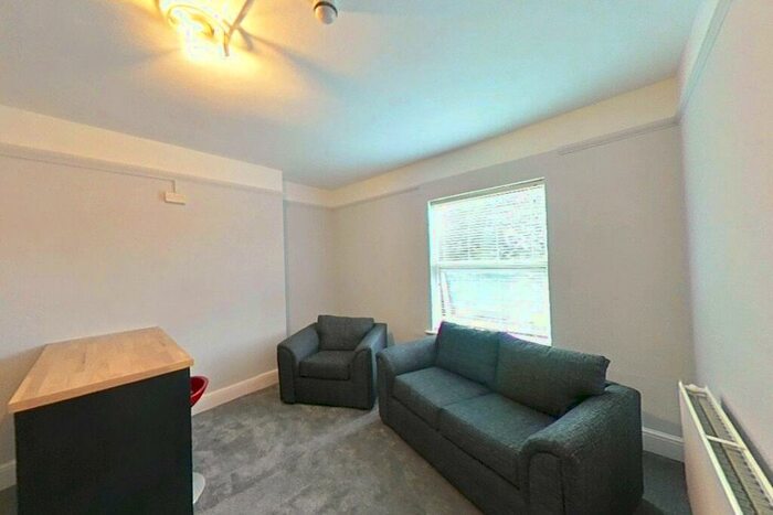 2 Bedroom Flat To Rent In Flat, Leicester Road, Loughborough, Aq, LE11