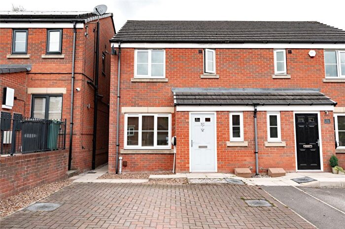 3 Bedroom Semi-Detached House For Sale In The Rowans, Robin Hood, Wakefield, West Yorkshire, WF3