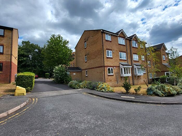 1 Bedroom Flat To Rent In Chiswell Court, Watford, WD24