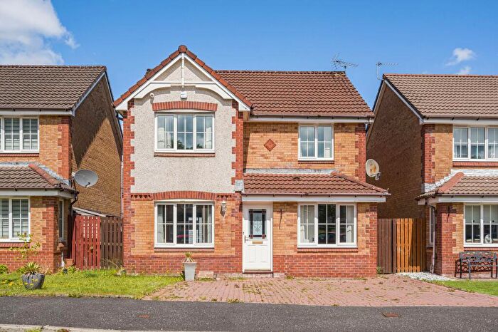 4 Bedroom Detached House For Sale In School View, Polmont, Falkirk, FK2