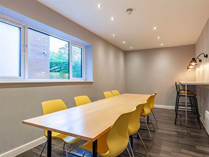 1 Bedroom Flat To Rent In Cromwell Range, Manchester, M14
