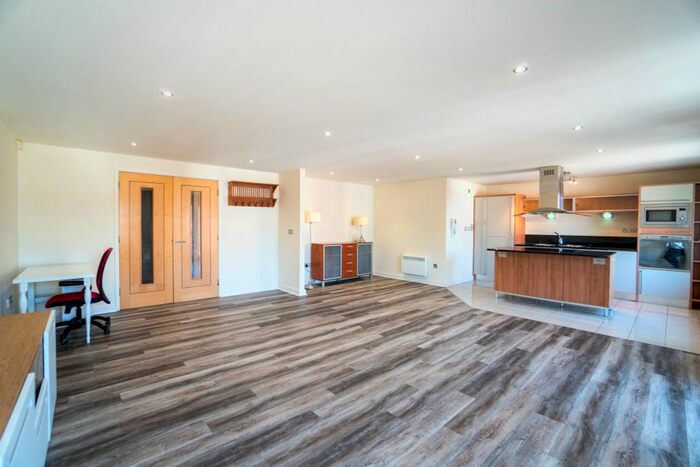 2 Bedroom Flat To Rent In Salisbury Road, Leicester, LE1