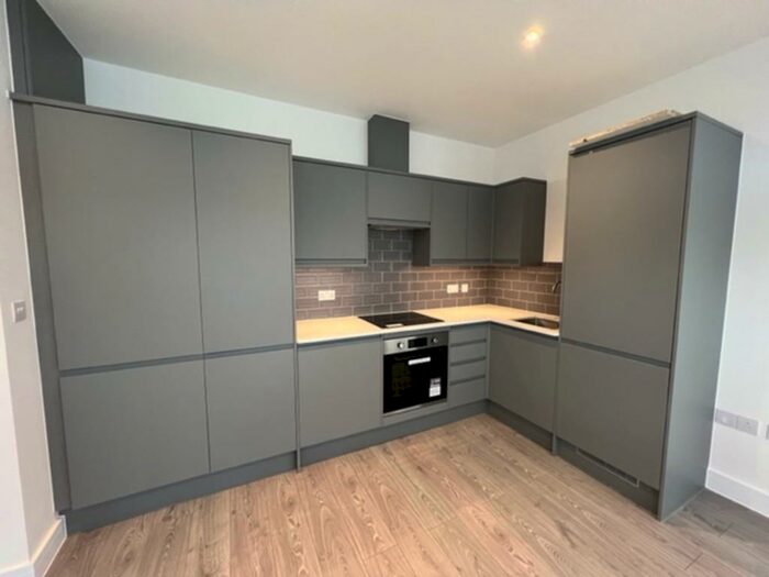 1 Bedroom Apartment To Rent In Queens Road, London, NW4