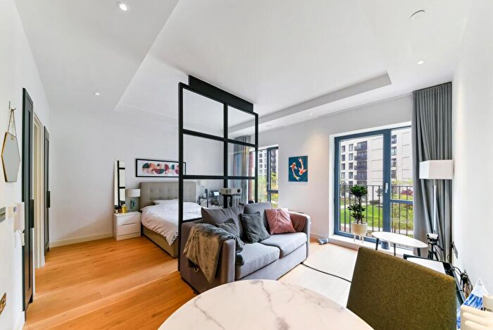 Apartment To Rent In Java House, London City Island, London, E14