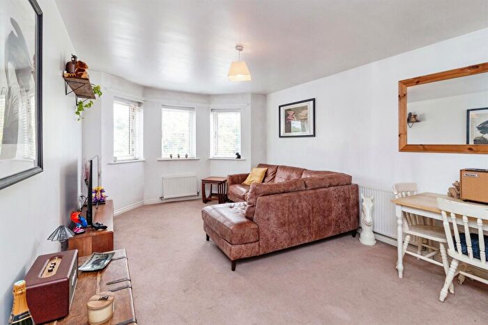 2 Bedroom Flat For Sale In Greensand View, Woburn Sands, Milton Keynes, MK17