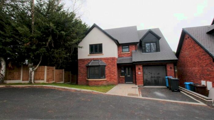 4 Bedroom Detached House To Rent In Bedroom Detached House, Manor Road, Littleover, DE23