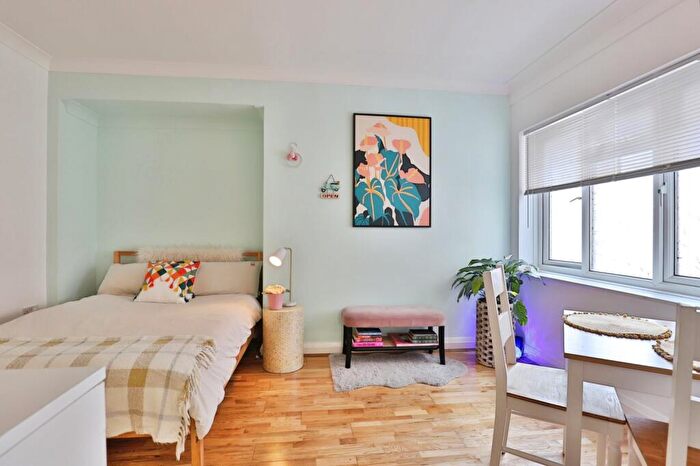 1 Bedroom Flat For Sale In Terrace Road, Bournemouth, Dorset, BH2