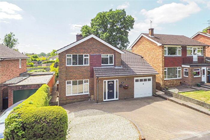 4 Bedroom Detached House For Sale In Woodbourne, Farnham, Surrey, GU9