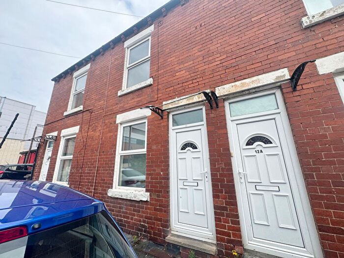 2 Bedroom Terraced House To Rent In Vicarage Street, Wakefield, WF1