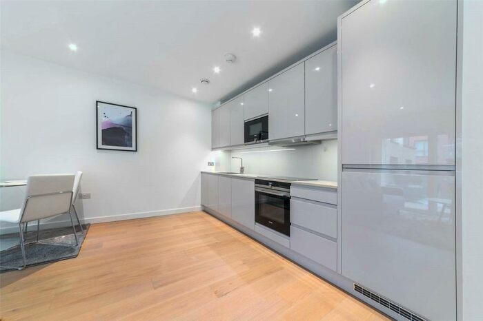 1 Bedroom Apartment To Rent In Quince House, Colindale Gardens, London, NW9