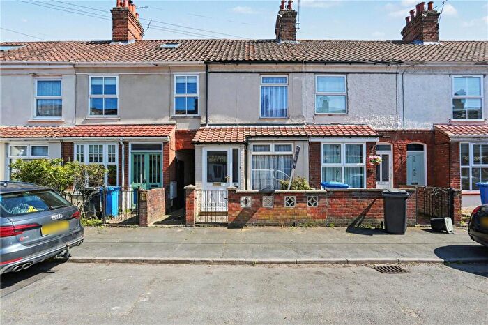 3 Bedroom Terraced House For Sale In Vincent Road, Norwich, Norfolk, NR1